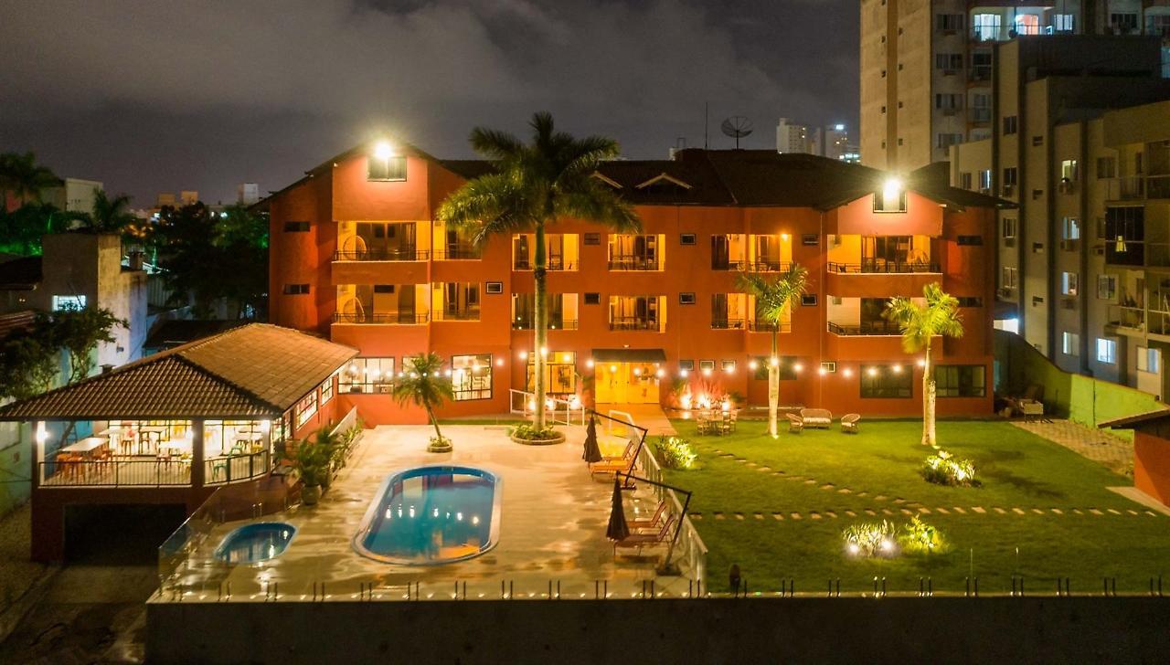 Hotel Rizzu Marina Balneário Camboriú